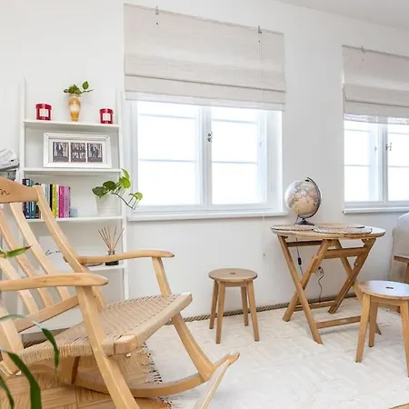 דירה Stylish And Cozy In The Heart Of