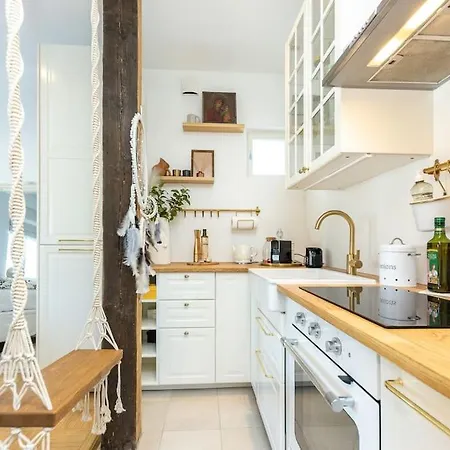 Stylish And Cozy In The Heart Of *